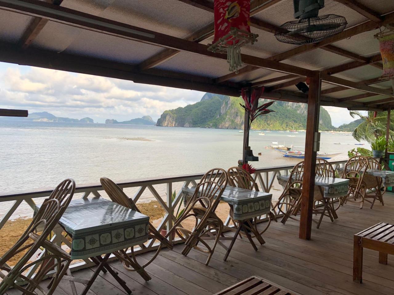 Rl Coastline Inn El Nido Exteriör bild