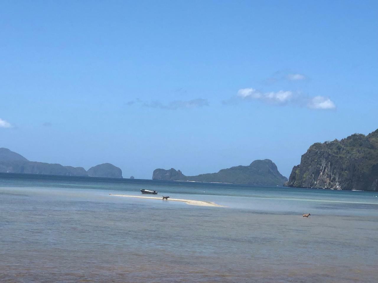Rl Coastline Inn El Nido Exteriör bild